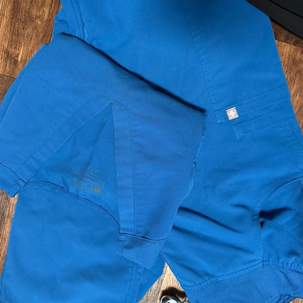 FIGS Royal Blue Scrub Set Women